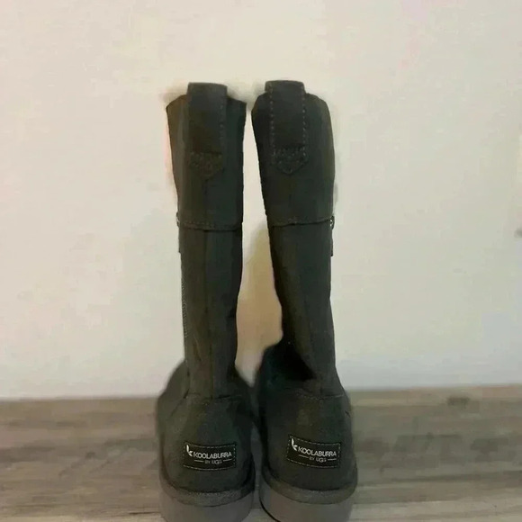 Ugg Women's Aribel Tall Suede Shearling Boots,Gray, Grey,SZ 7, Great - Picture 4 of 8